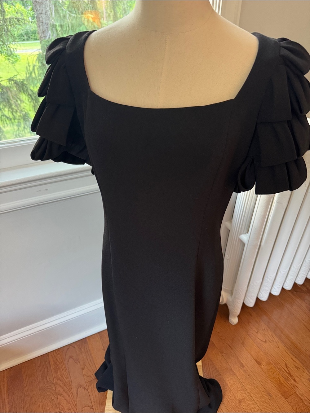 Badgley Mischka Black Square Neck Maxi Dress with Tiered Puff Sleeves